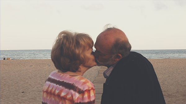 KISSES_239-(0-00-56-21)