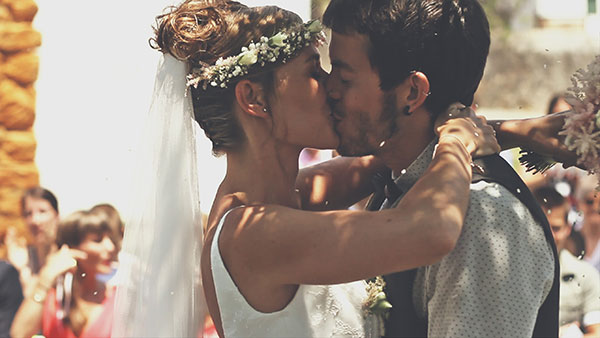 KISSES_239-(0-01-01-10)